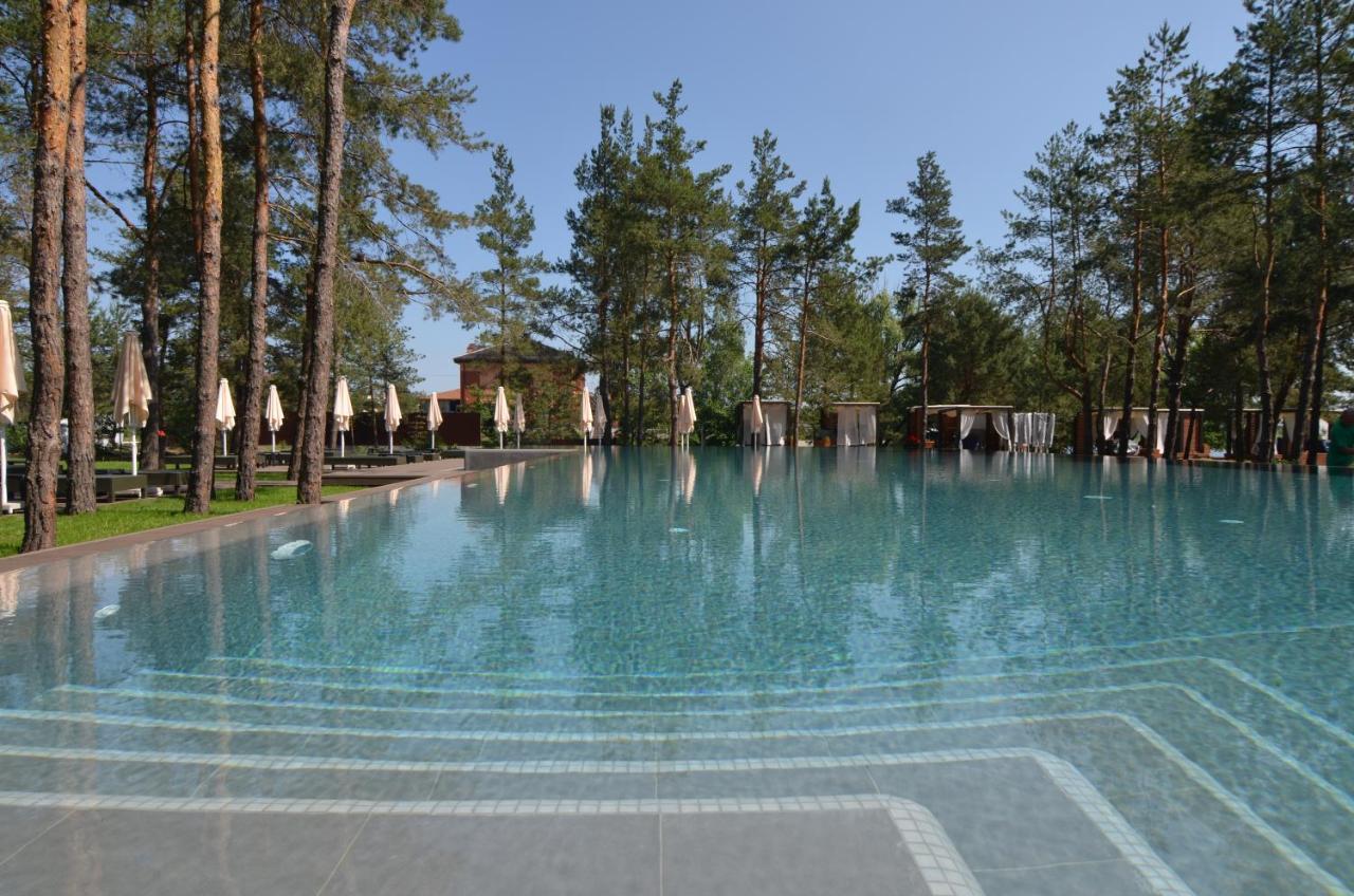 Sobi Hotel Vyšhorod Esterno foto