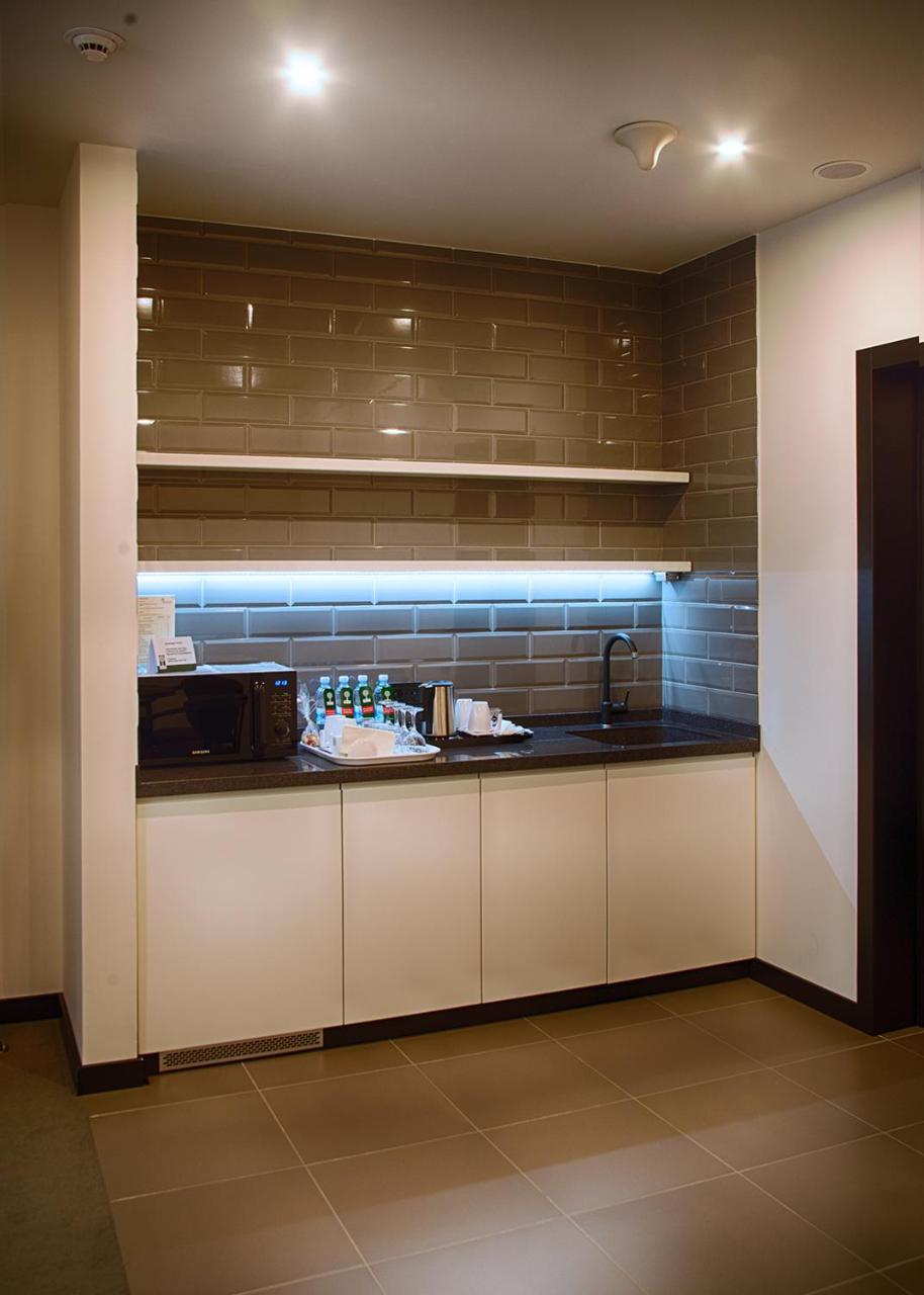 Sobi Hotel Vyšhorod Esterno foto