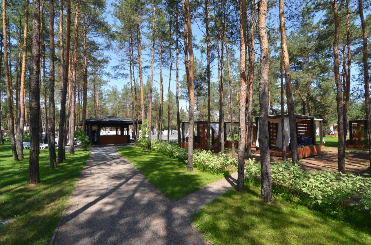 Sobi Hotel Vyšhorod Esterno foto